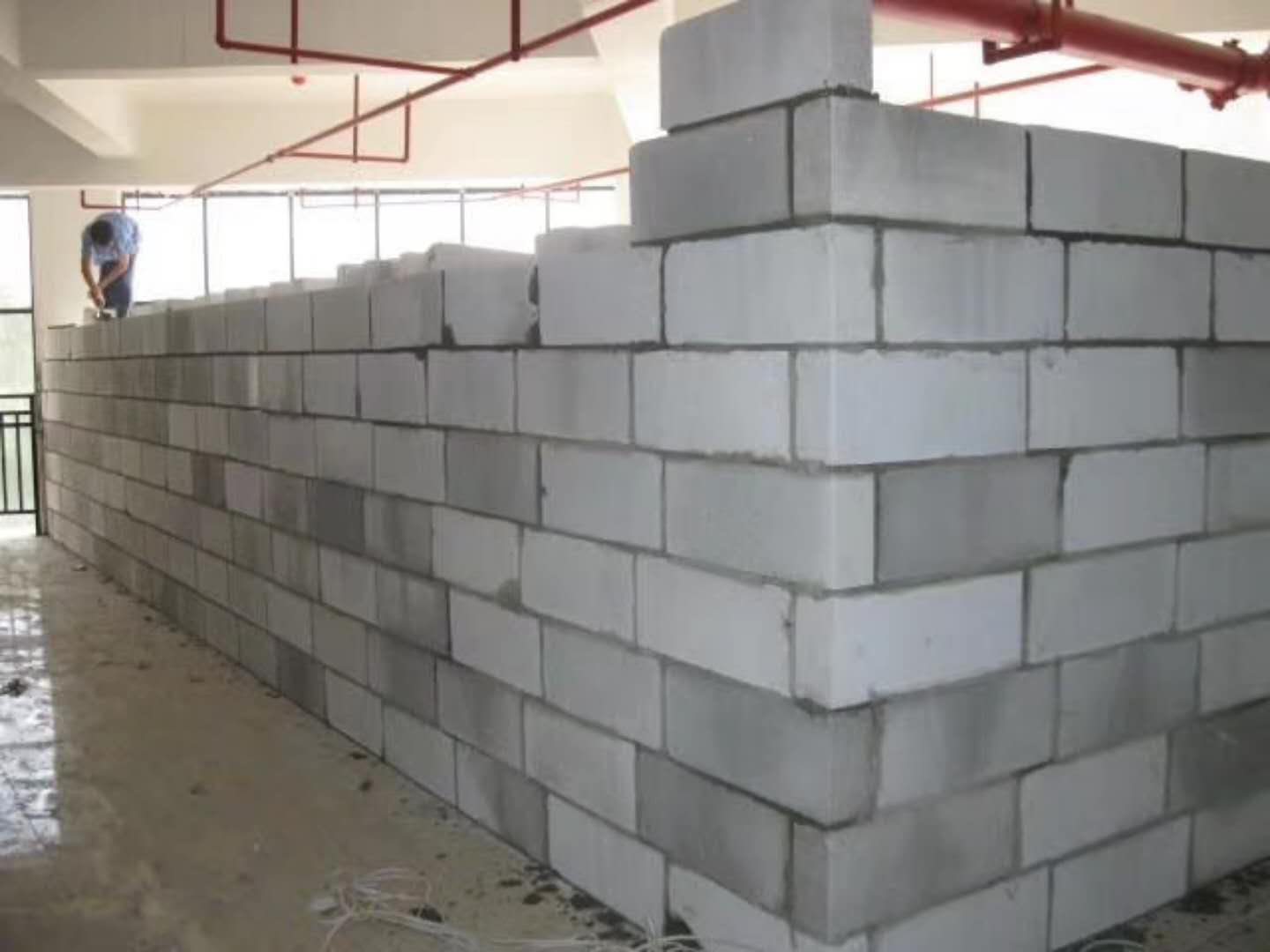 叠彩蒸压加气混凝土砌块承重墙静力和抗震性能的研究